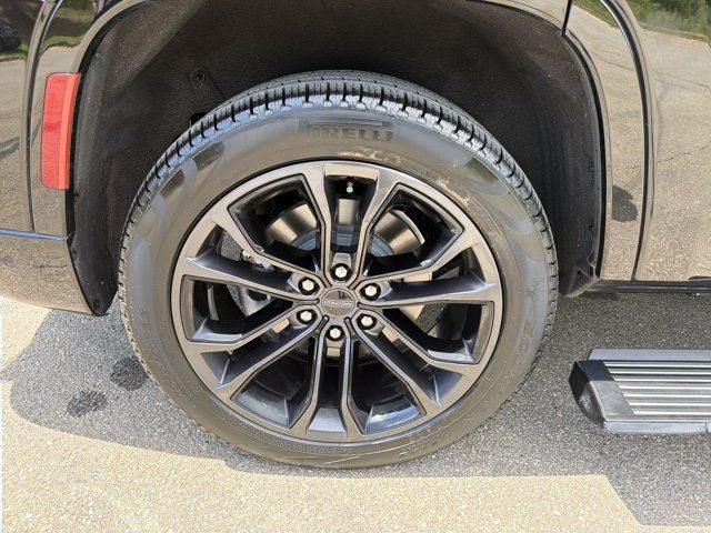 2024 Jeep Grand Wagoneer Series II