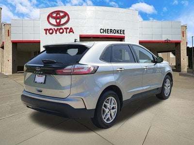2022 Ford Edge SE