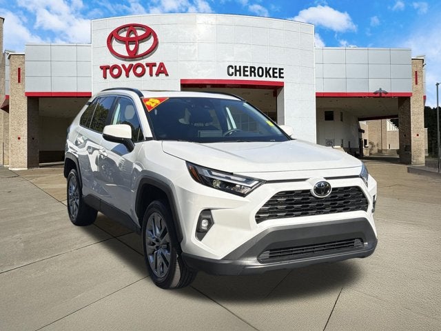 2025 Toyota RAV4 XLE Premium