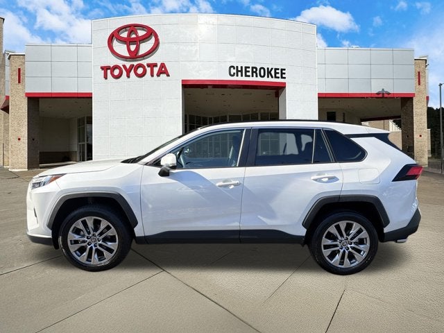 2025 Toyota RAV4 XLE Premium