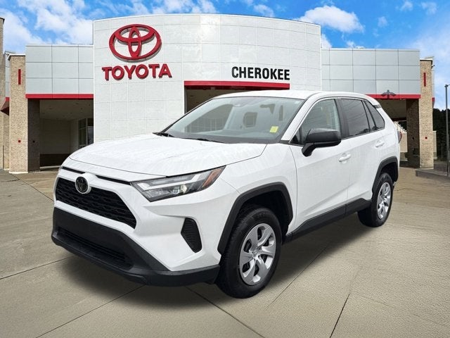 2024 Toyota RAV4 LE