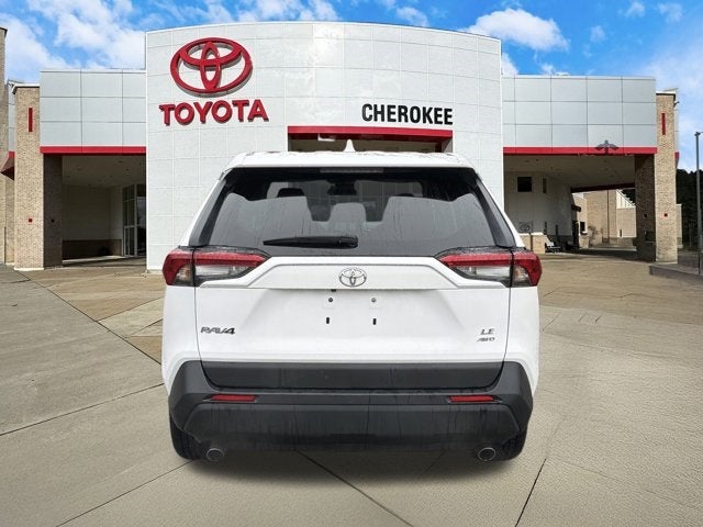 2024 Toyota RAV4 LE