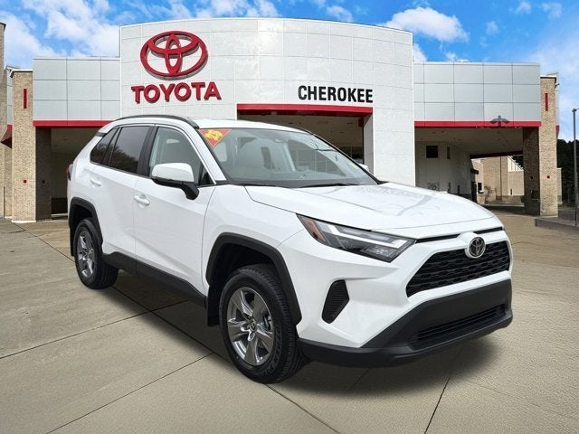 2025 Toyota RAV4 XLE