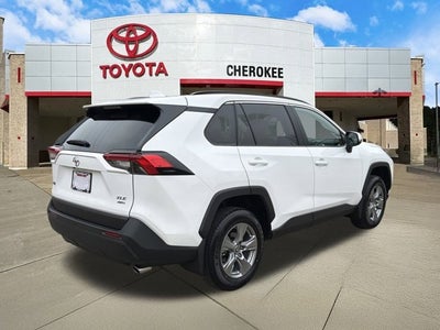 2025 Toyota RAV4 XLE