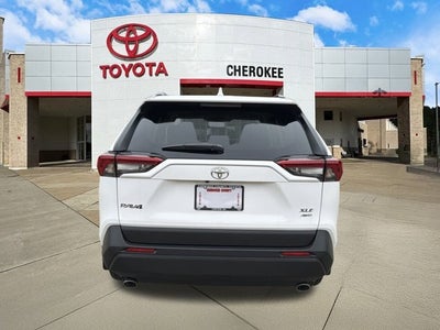 2025 Toyota RAV4 XLE