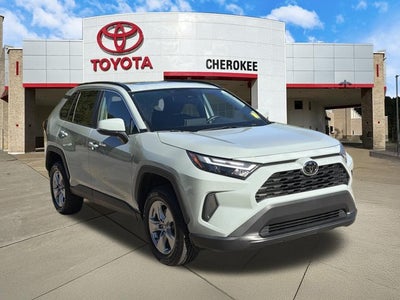 2023 Toyota RAV4 XLE
