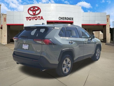 2023 Toyota RAV4 XLE