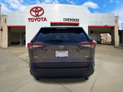 2024 Toyota RAV4 XLE