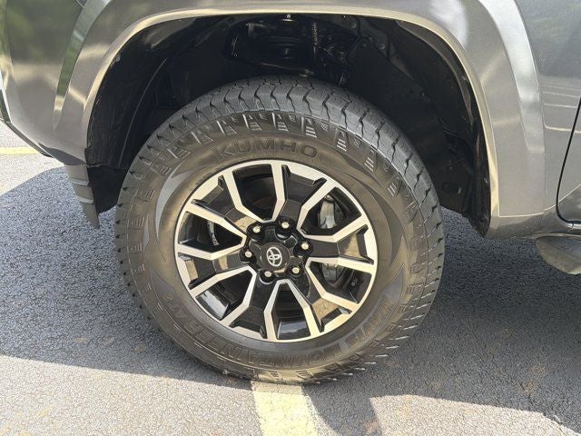 2022 Toyota Tacoma TRD Sport V6