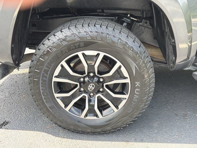2022 Toyota Tacoma TRD Sport V6