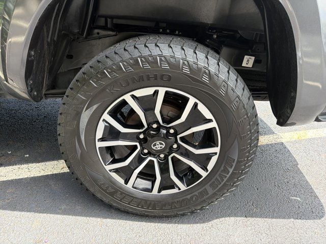 2022 Toyota Tacoma TRD Sport V6