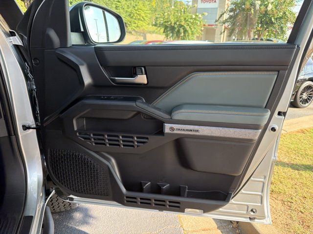 2025 Toyota Tacoma Hybrid Trailhunter