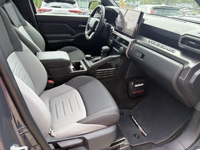 2025 Toyota Tacoma Hybrid TRD Sport
