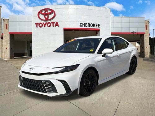 2025 Toyota Camry SE