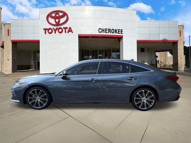 2022 Toyota Avalon Touring
