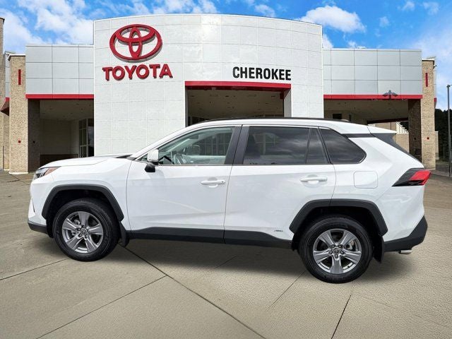 2025 Toyota RAV4 Hybrid XLE