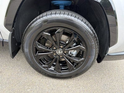2024 Toyota RAV4 Hybrid SE
