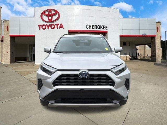 2024 Toyota RAV4 Hybrid SE