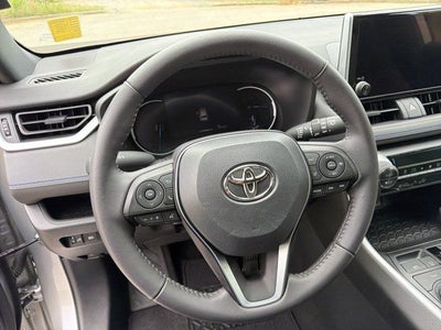 2024 Toyota RAV4 Hybrid SE