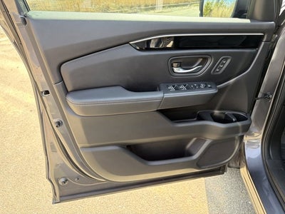 2023 Honda Pilot EX-L 8 Passenger