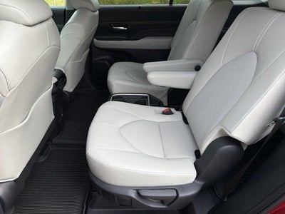 2026 Toyota Grand Highlander Hybrid XLE