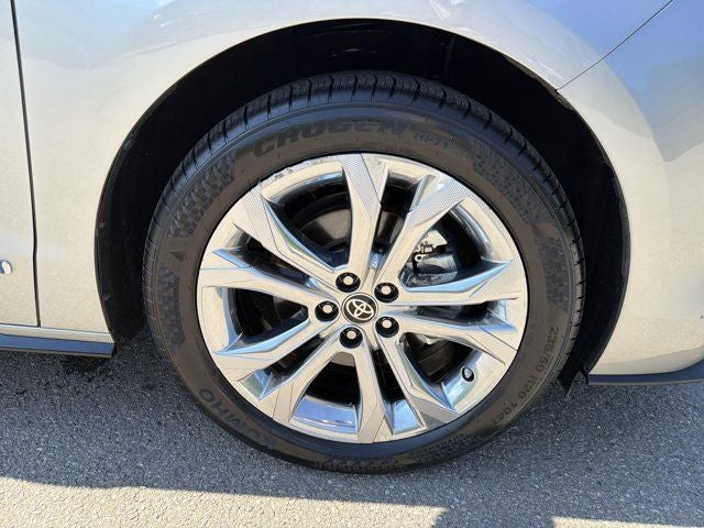 2021 Toyota Sienna Platinum 7 Passenger