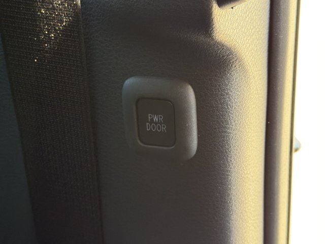 2021 Toyota Sienna Platinum 7 Passenger