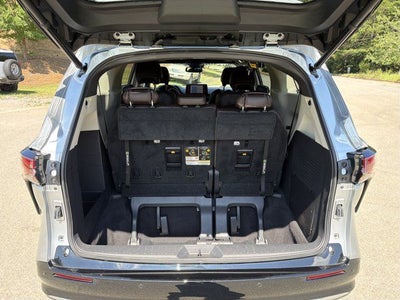 2021 Toyota Sienna Platinum 7 Passenger