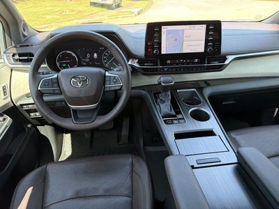 2021 Toyota Sienna Platinum 7 Passenger