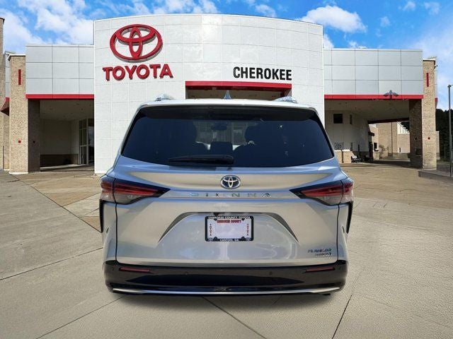 2021 Toyota Sienna Platinum 7 Passenger