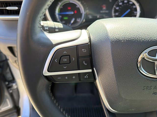 2022 Toyota Highlander Hybrid XLE