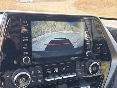 2022 Toyota Highlander Hybrid XLE