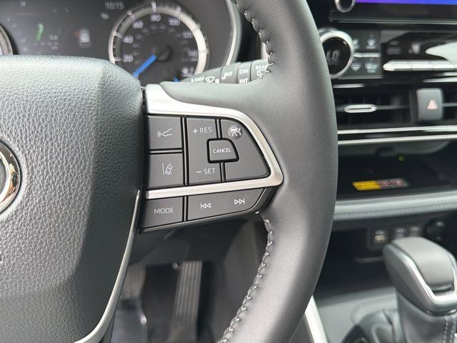 2026 Toyota Highlander Hybrid XLE