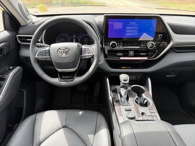 2026 Toyota Highlander Limited