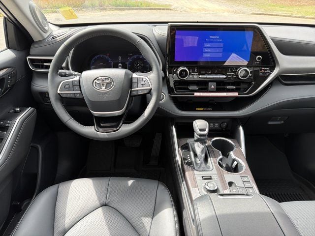 2026 Toyota Highlander Limited