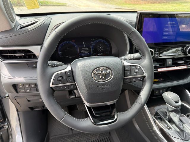 2026 Toyota Highlander Limited