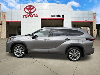 2026 Toyota Highlander Limited