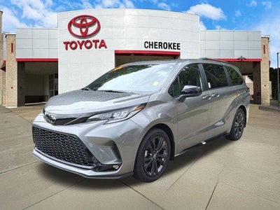 2026 Toyota Sienna XSE 7 Passenger