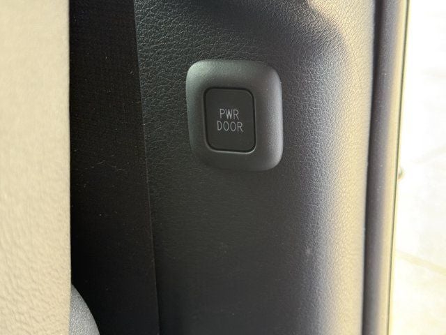 2026 Toyota Sienna XSE 7 Passenger