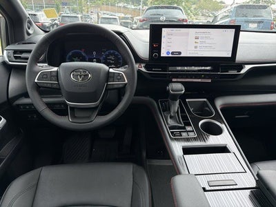 2026 Toyota Sienna XSE 7 Passenger