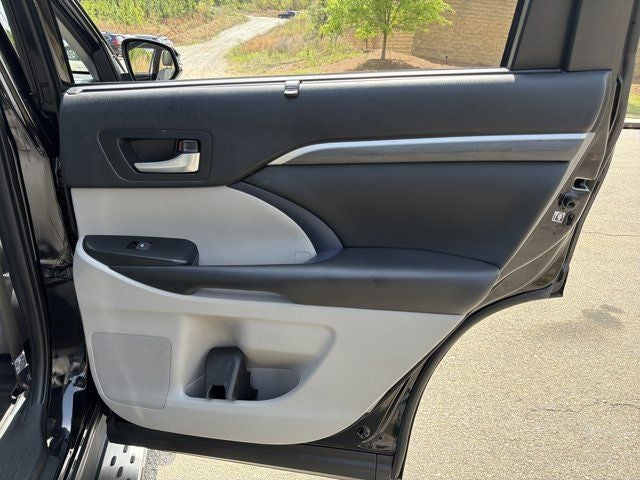 2019 Toyota Highlander Limited Platinum