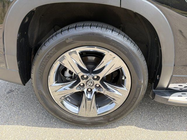 2019 Toyota Highlander Limited Platinum