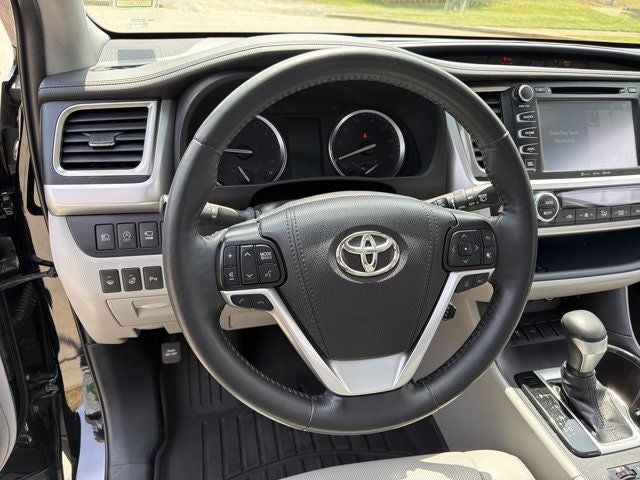 2019 Toyota Highlander Limited Platinum