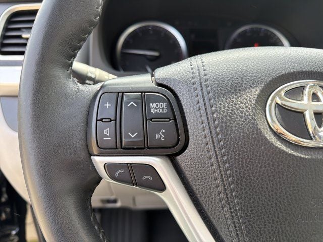 2019 Toyota Highlander Limited Platinum