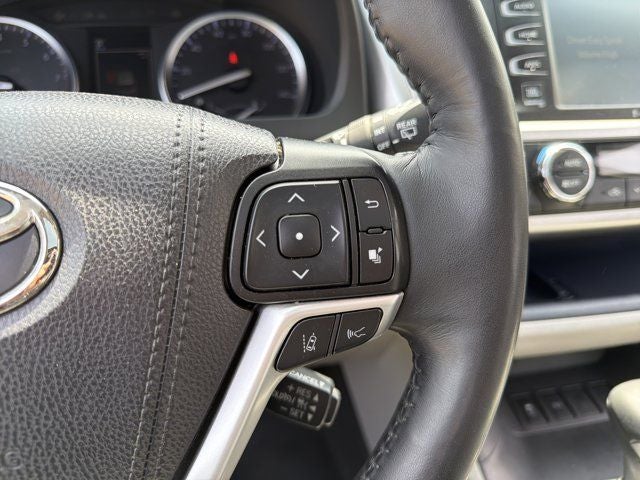 2019 Toyota Highlander Limited Platinum