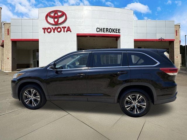 2019 Toyota Highlander LE