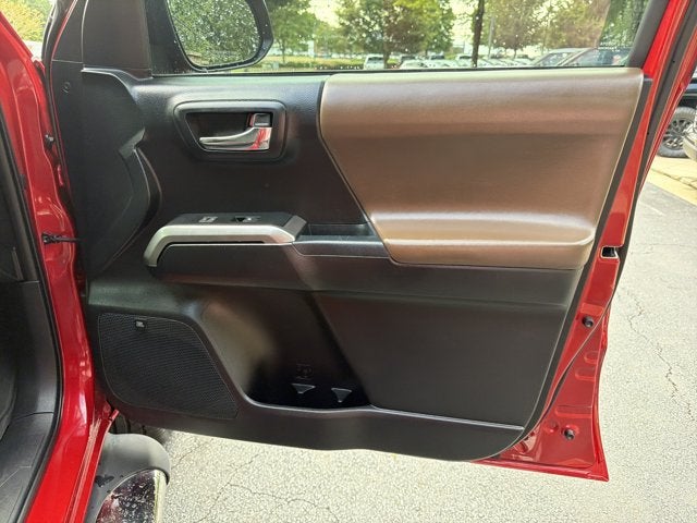 2016 Toyota Tacoma Limited V6