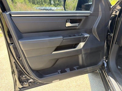 2025 Toyota Tundra Hybrid Platinum