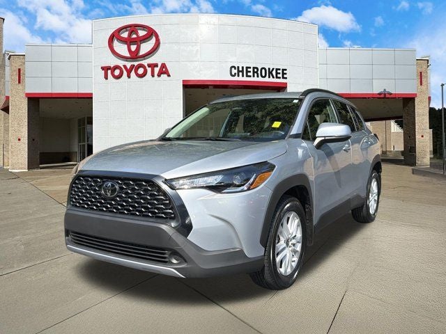 2024 Toyota Corolla Cross LE