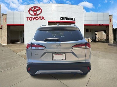 2024 Toyota Corolla Cross LE